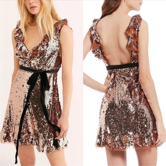 Free People Dresses & Skirts - Free People Tribeca Sequin Dress